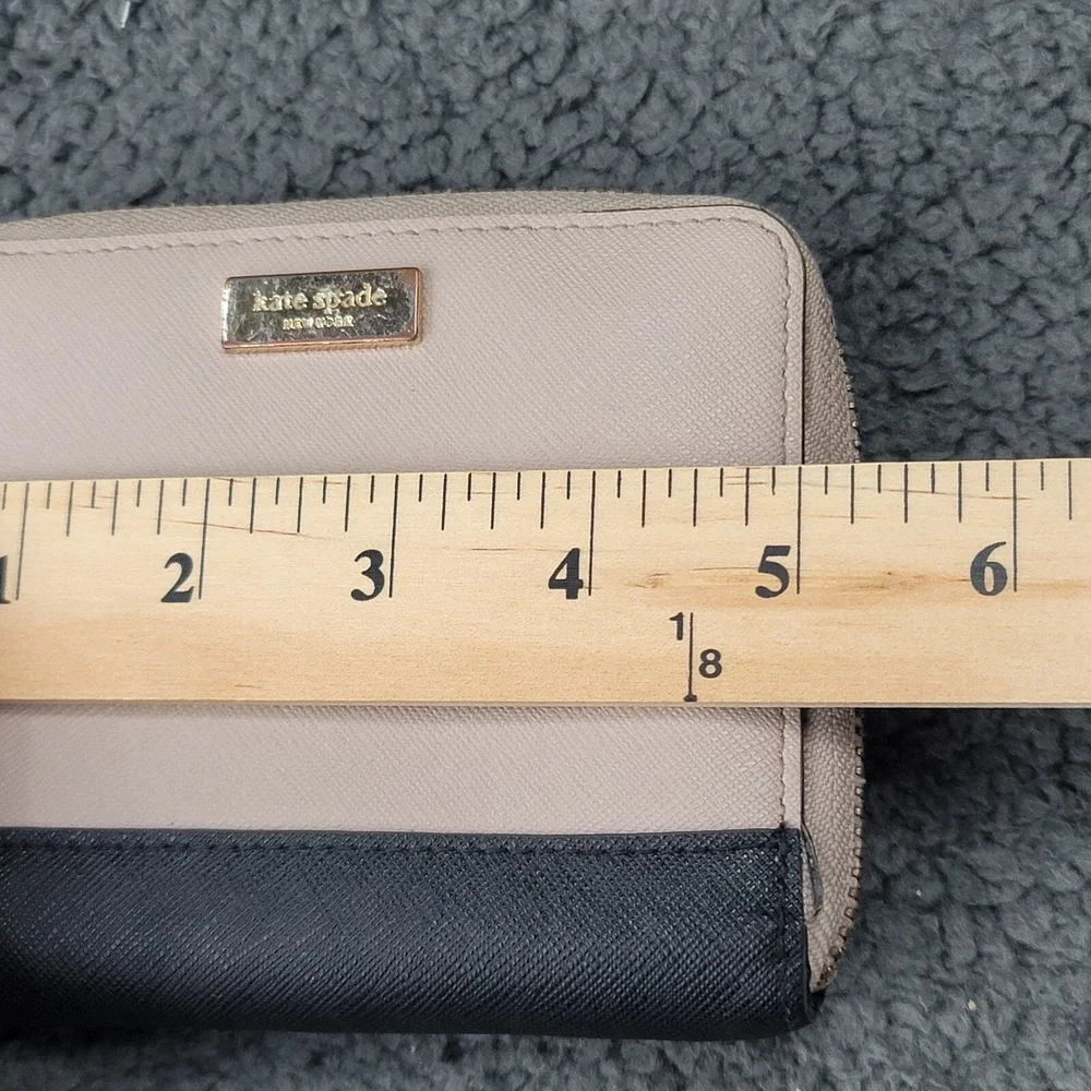 Kate Spade New York Wallet Pink Leather Laurel Way‎ Darci Clutch Zip Around NY